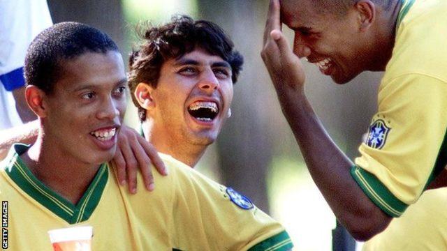 Ronaldinho 2000 yılında bir Gremio oyuncusu iken