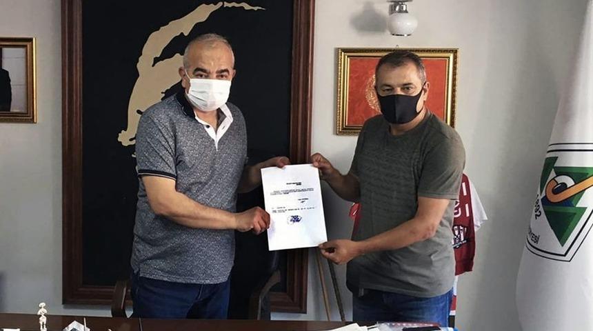 Devrek Belediyesi&rsquo;nin bir &ccedil;alışanı daha emekli oldu