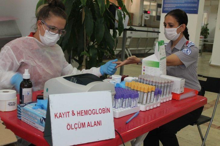 Azalan kan stoklarına Efeler Belediyesi’nden destek G4