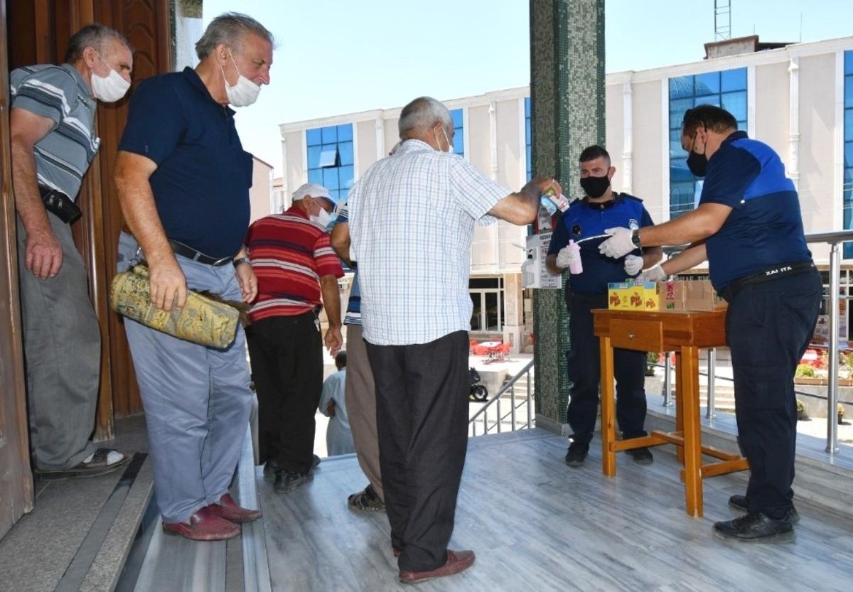 Deprem şehitleri i&ccedil;in mevlit