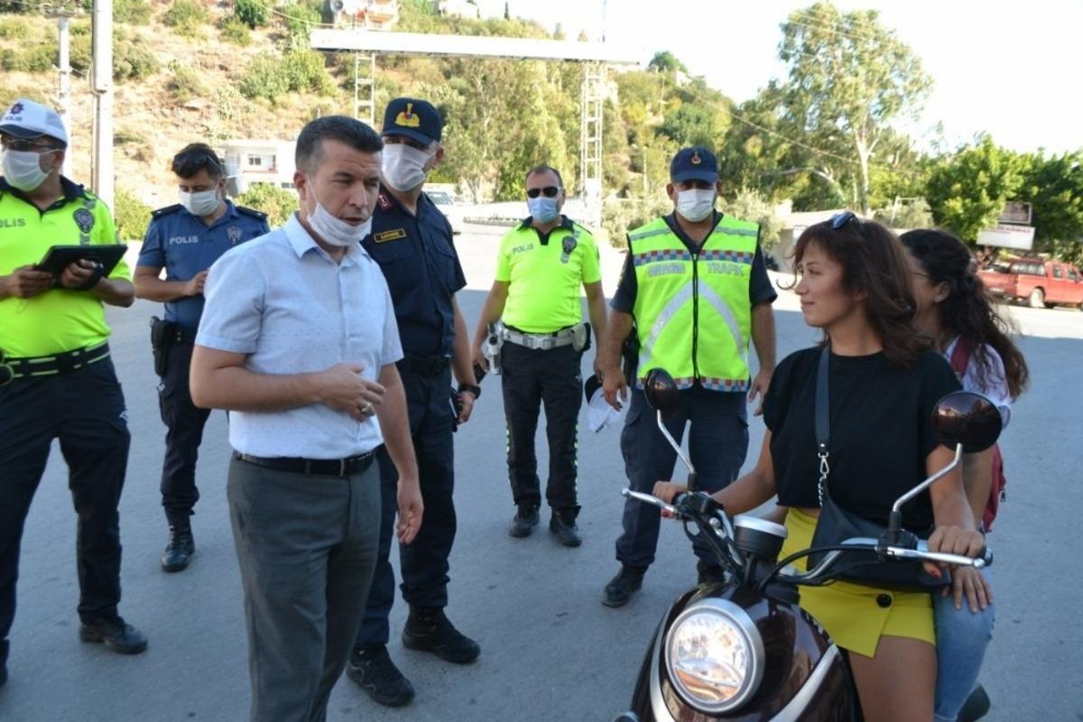 Bozyazı&rsquo;da trafik uygulaması
