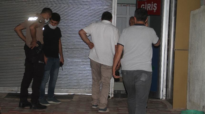 Elazığ’da ateş ettiği binada  5 kişiyi yaralayan şüpheli tutuklandı
