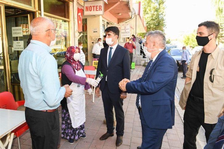 Vali Elban, Tufanbeyli’de vatandaşlarla buluştu G2