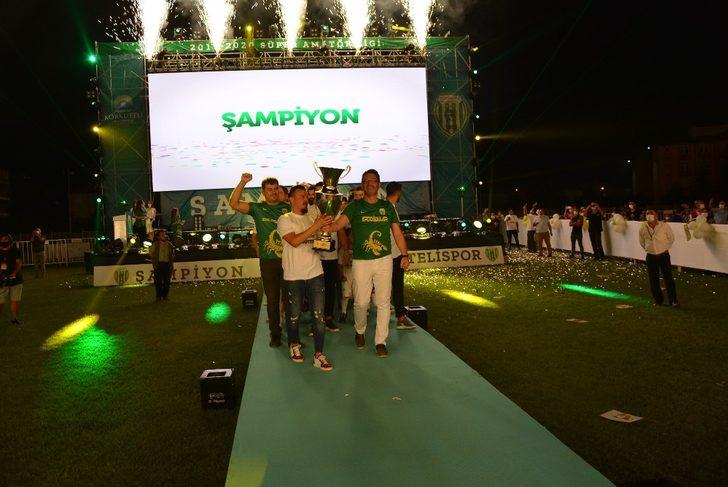 Şampiyon Korkutelispor, kupasını törenle aldı G4
