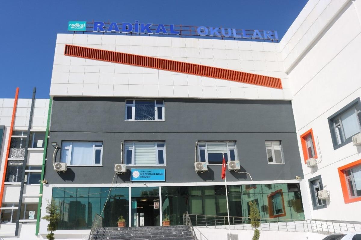 Radikal Okulları tam kadro ile yeni eğitim &ouml;ğretim yılına hazır