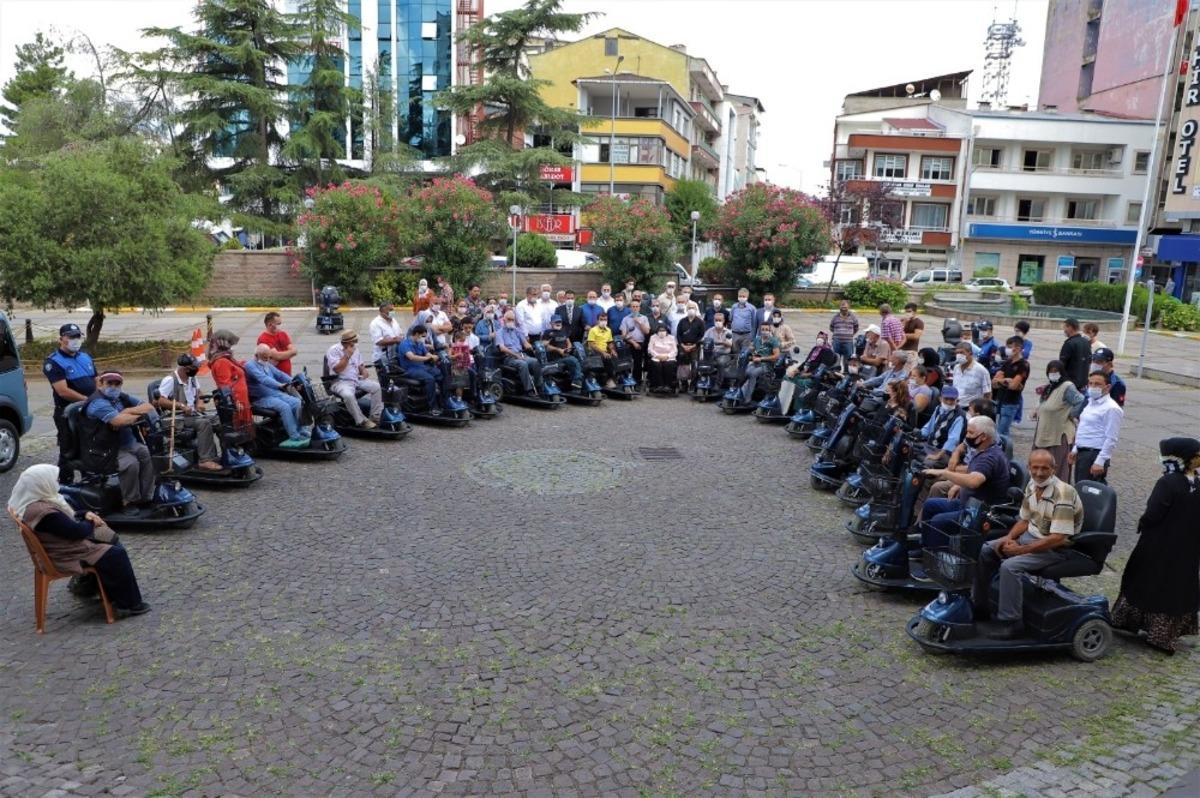 &Ccedil;arşamba&rsquo;da 27 engellinin ak&uuml;l&uuml; ara&ccedil; sevinci