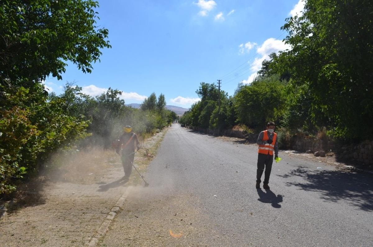 B&uuml;nyan Belediyesi S&uuml;mer Mahallesi&rsquo;nde genel temizlik yaptı