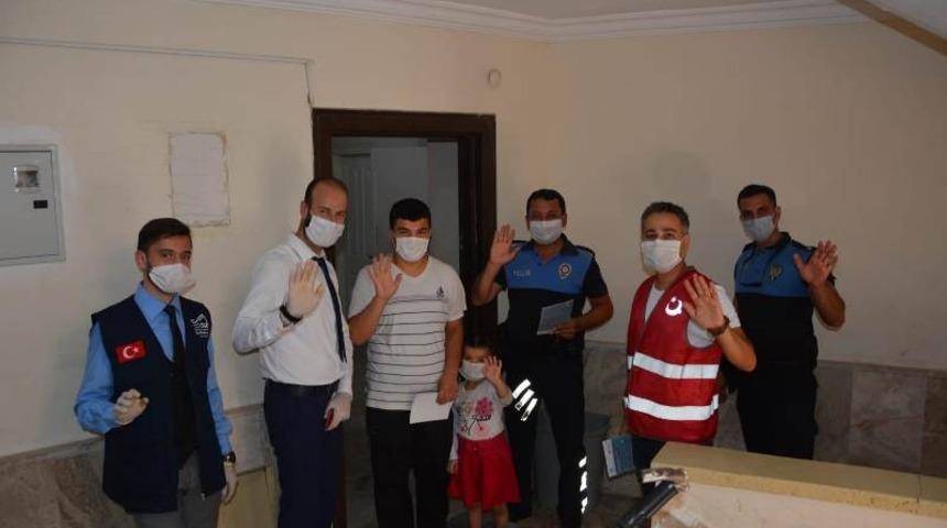 Mersin&rsquo;de yabancı uyruklu aileler korona vir&uuml;se karşı bilgilendiriliyor