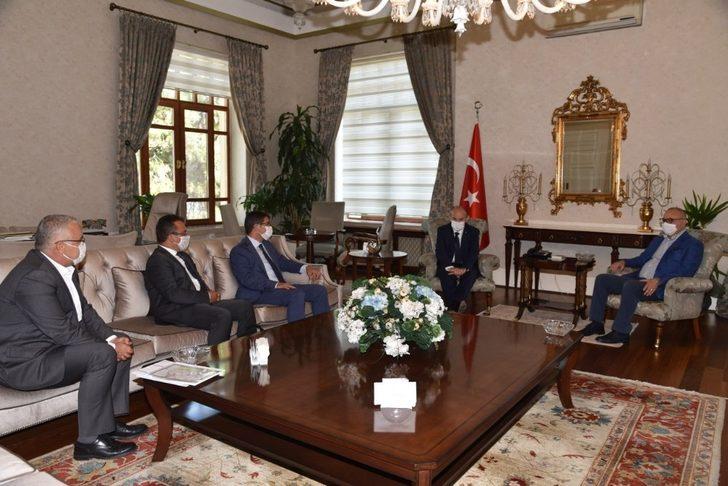 Vali Karadeniz ile Manisa’nın projelerini görüştüler G1