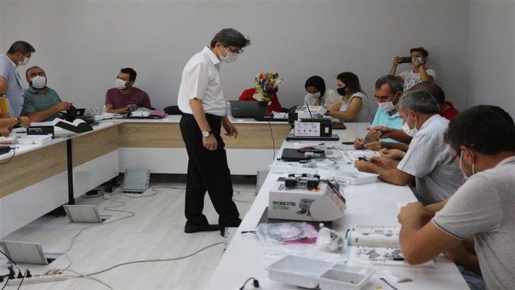 Afyonkarahisar’da robotik kodlama eğitimleri veriliyor G1