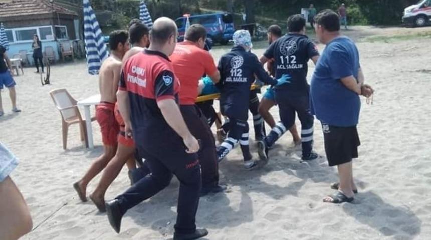 Baba ve oğlu boğulma tehlikesi ge&ccedil;irdi: Durumları kritik