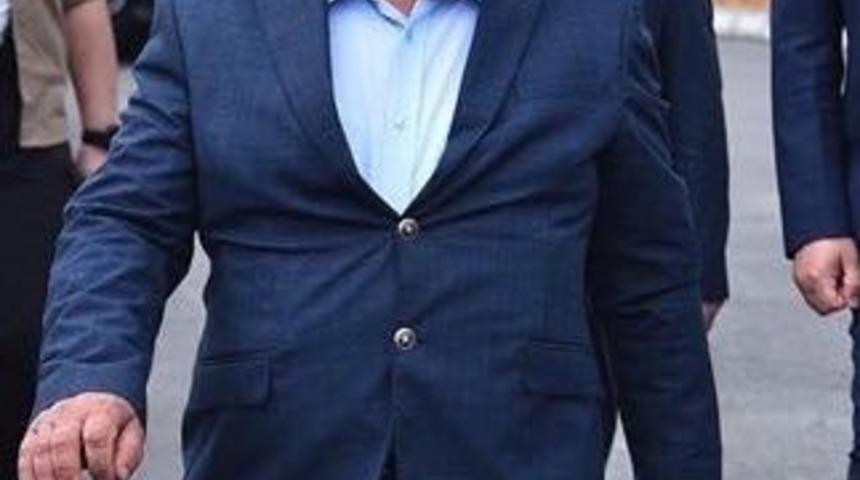 Trabzon B&uuml;y&uuml;kşehir Belediyesi Yol Yapım ve Onarım Daire Başkanı T&uuml;rker, korona vir&uuml;s nedeniyle hayatını kaybetti