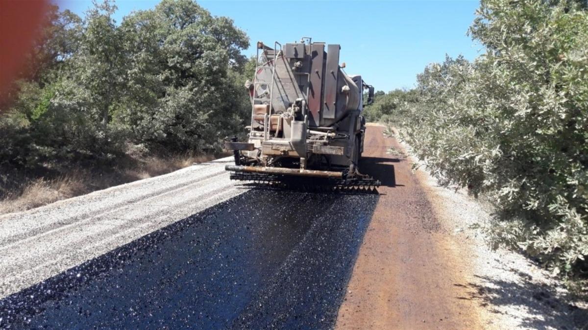 B&uuml;y&uuml;kşehir Belediyesinden kırsala yol hamlesi