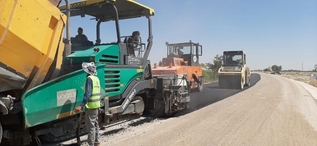 Karatay&rsquo;da asfalt &ccedil;alışmaları s&uuml;r&uuml;yor