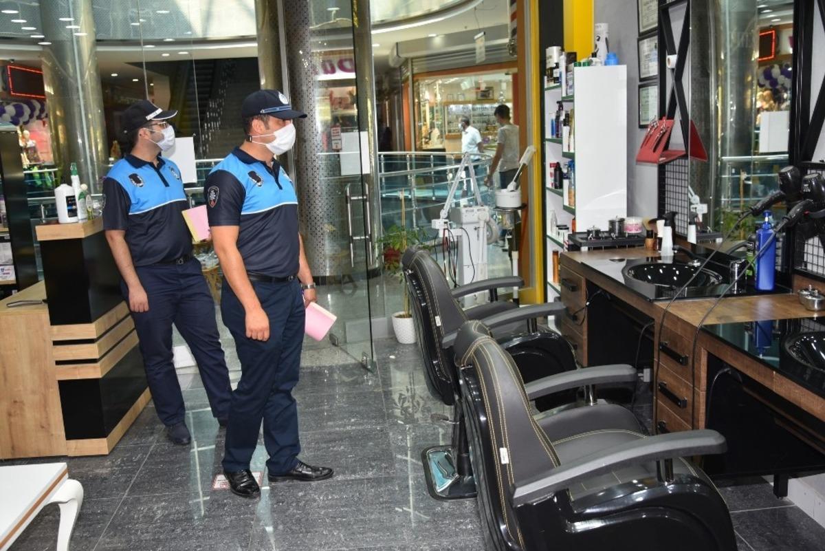 Sel&ccedil;uklu&rsquo;da korona denetimleri s&uuml;r&uuml;yor