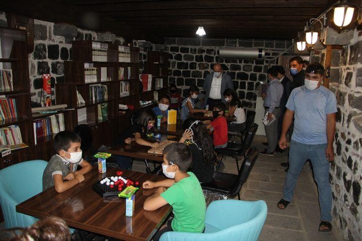 Sur ilçesi Çocuk Kütüphanesi ve Bilgi Evi açıldı G4