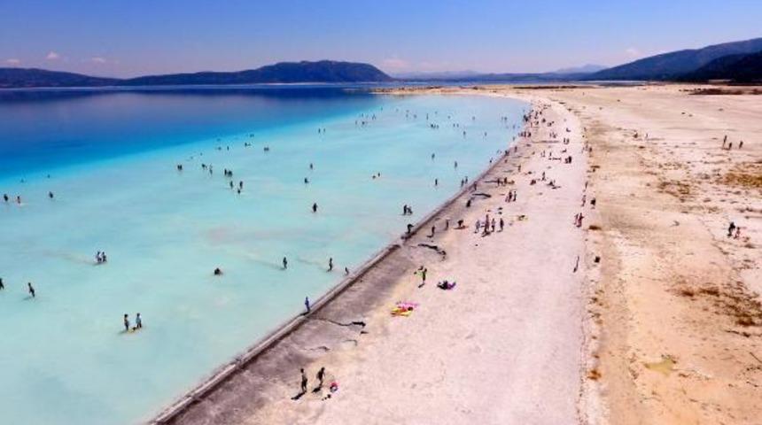 Burdur Valiliği'nden Salda Gölü'nde çamur banyosu kararı!