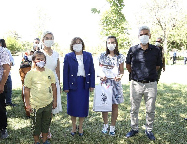 Gaziantep’in yıldızı 211 öğrenciye burs verilecek G2