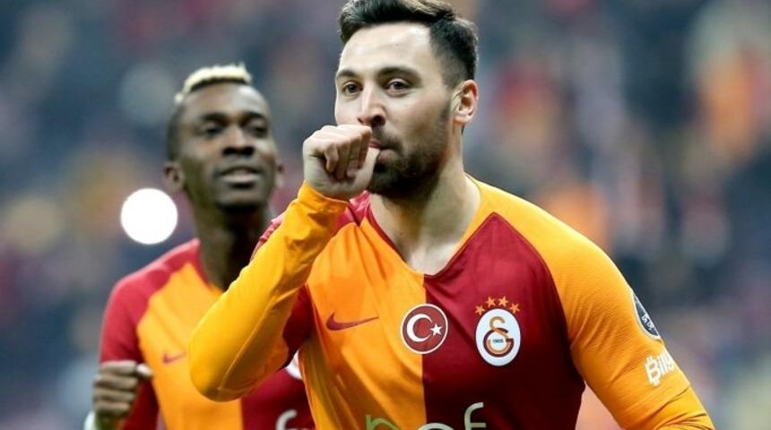Galatasaraylı eski yıldız Sinan Gümüş tercihini yaptı! Fenerbahçe ile resmen anlaştı