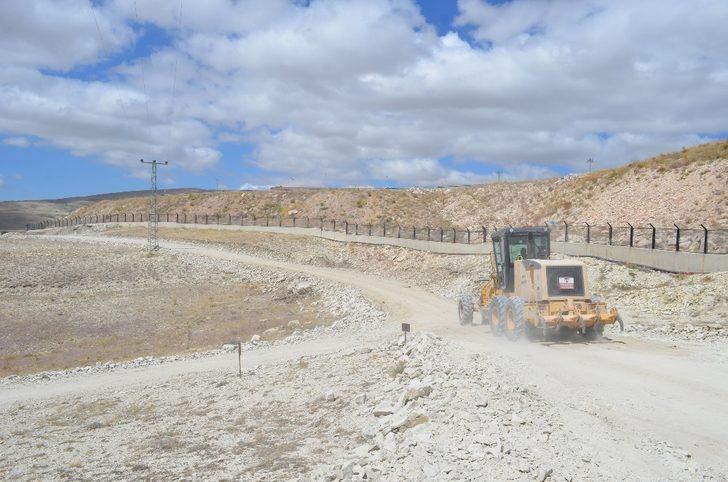 Bünyan Belediyesi yol yapım çalışmalarına aralıksız devam ediyor G2