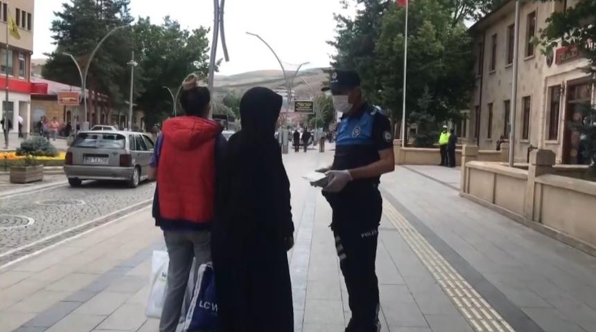 Bayburt polisinden korona vir&uuml;s denetimi