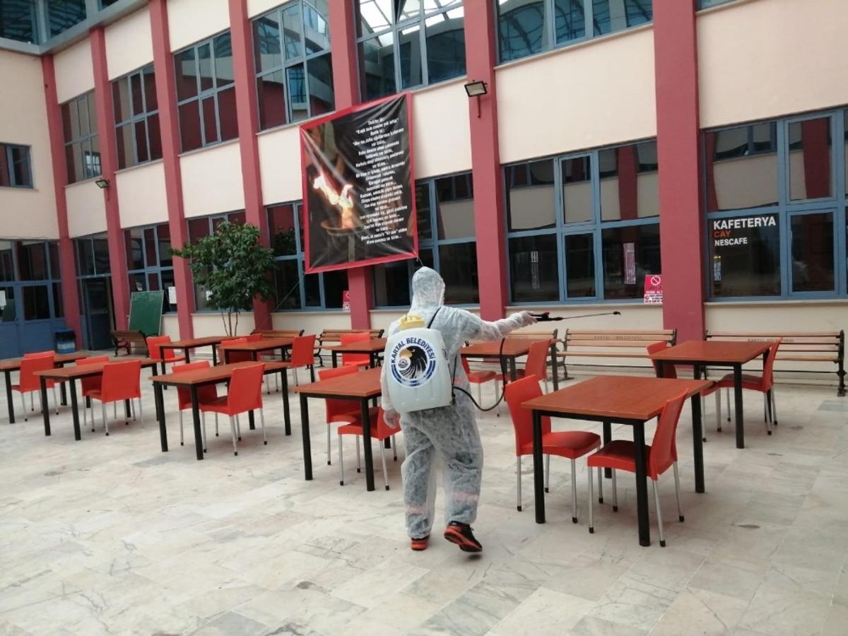 Muharrem ayı &ouml;ncesi Cemevi, Kartal Belediyesi ekiplerince dezenfekte edildi