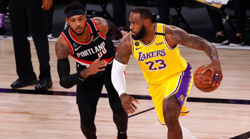 Lebron James'in performansı Lakers'a yetmedi