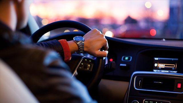 2021'de ikinci el araba fiyatları düşecek mi? Cardata Müdürü'nden 2021 otomobil fiyat tahmini!