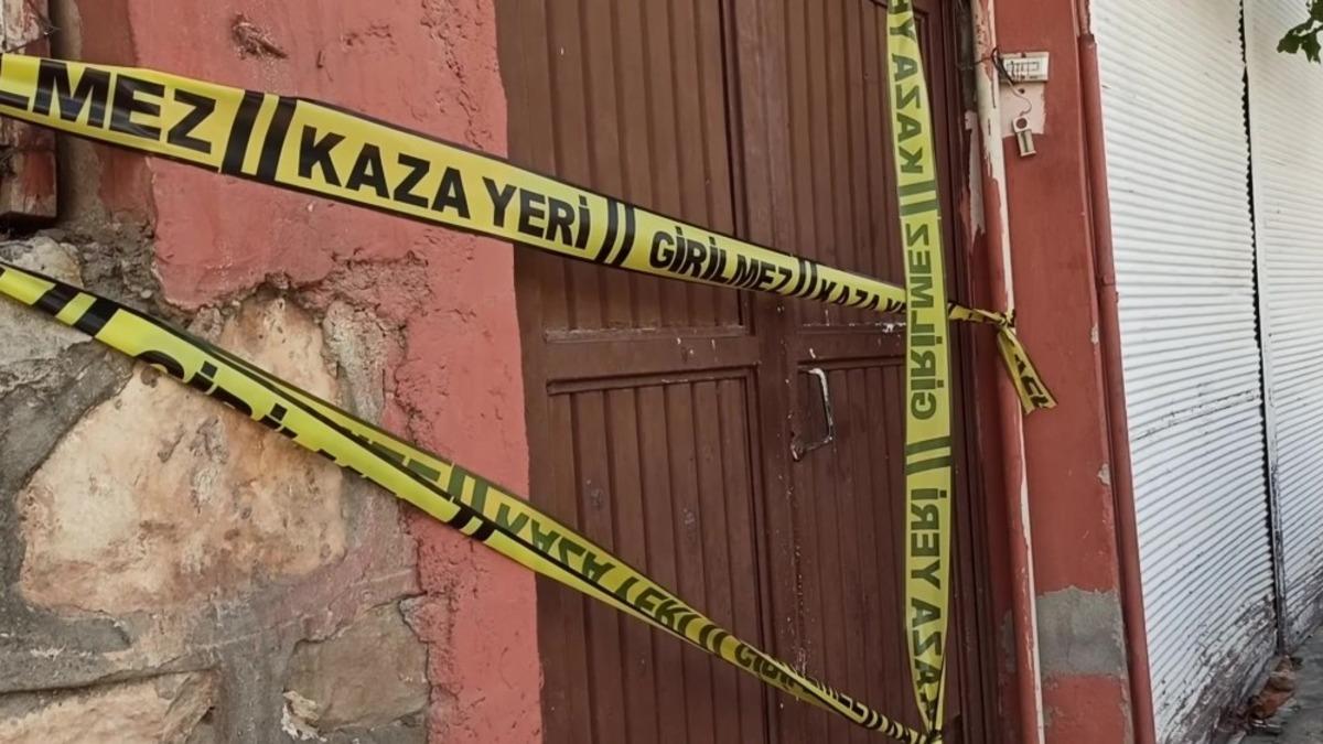 Gerc&uuml;ş&rsquo;te 17 ev karantinaya alındı