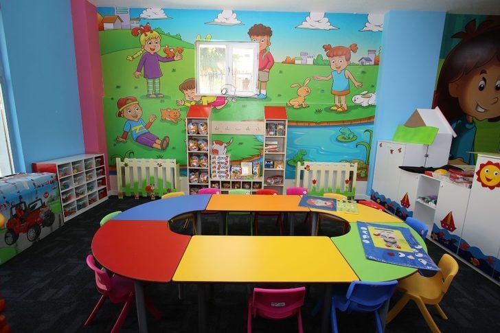 Başkan Özdoğan, Çocuk Kütüphanesi’nde incelemelerde bulundu G2