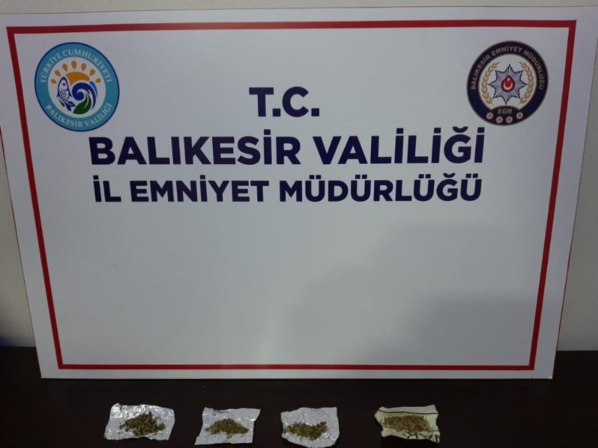 Balıkesir polisinden uyuşturucu operasyonu