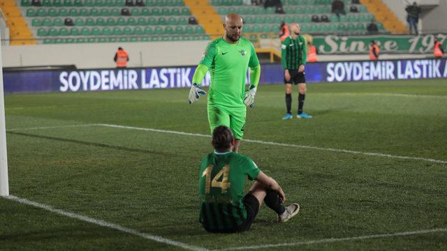 Akhisarspor kaleci Gökhan Değirmenci ile yollarını ayırdı