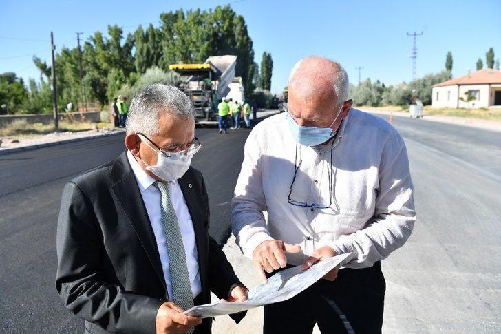 Başkan Büyükkılıç’tan Argıncık’ta asfalt incelemesi G3