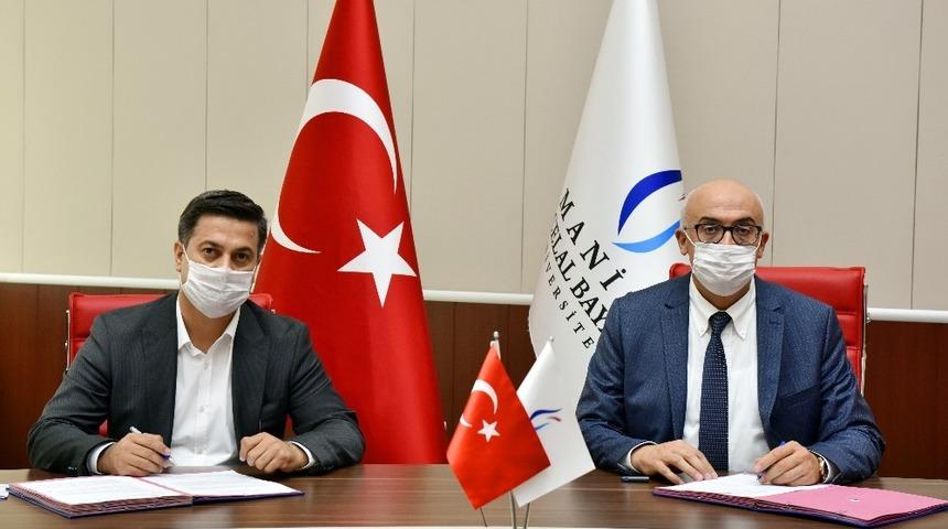 İmzalanan protokolle Manisa CB&Uuml;&rsquo;de &lsquo;Gen&ccedil; ofis&rsquo; a&ccedil;ılacak