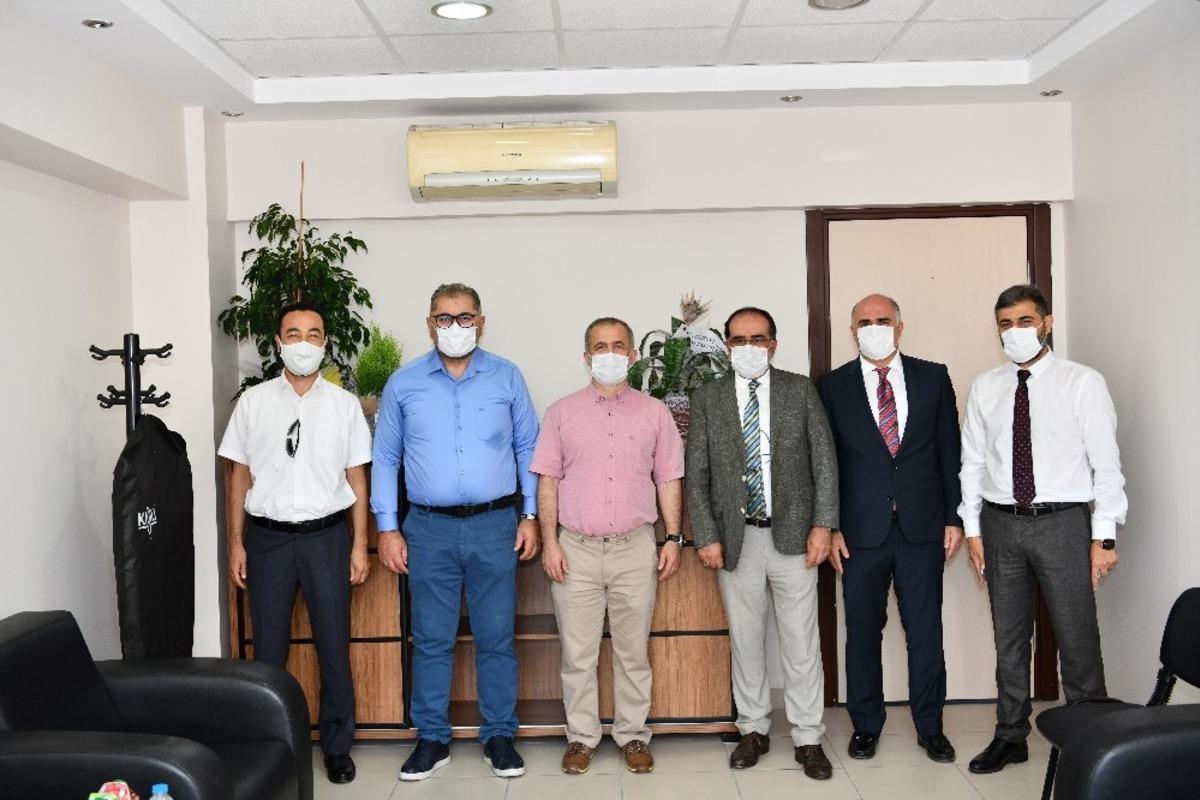 SA&Uuml; İşletme Enstit&uuml;s&uuml;nde devir teslim