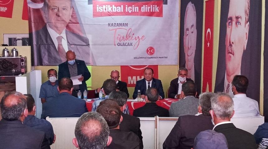 MHP &Ccedil;at il&ccedil;e olağan kongresi yapıldı