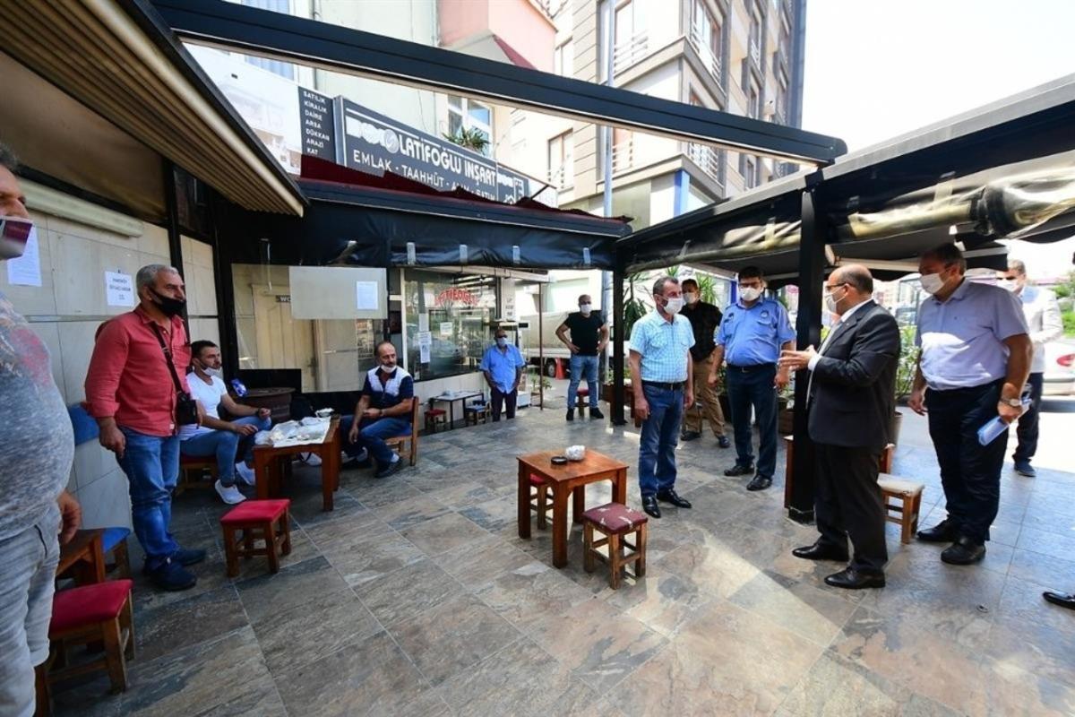 Vali Ustaoğlu ve ekibi, &ldquo;Sağlık İ&ccedil;in Hepimiz İ&ccedil;in&rdquo; sahaya indi