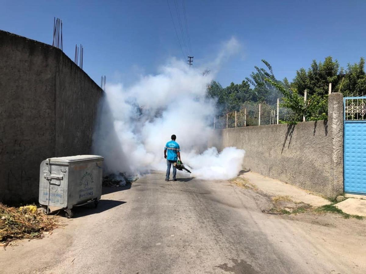 Ceyhan&rsquo;da dezenfekte &ccedil;alışmalarına devam ediyor