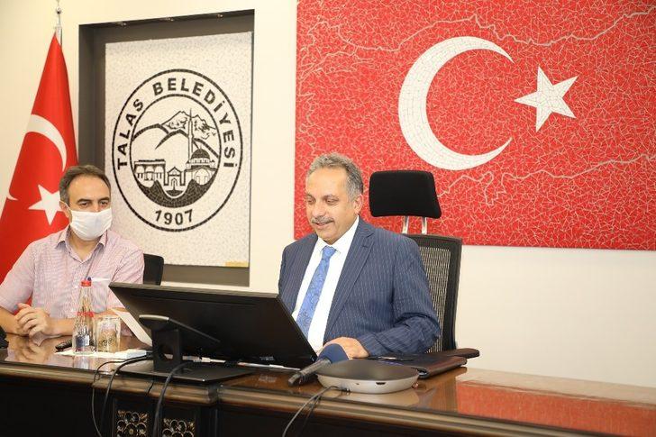 Başkan Yalçın: “Gözünüzden ve gönlünüzden öpüyorum” G1