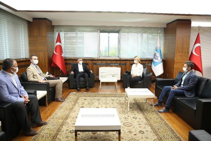 Kayseri Tabipler Odası’ndan Başkan Büyükkılıç’a anlamlı hediye G3