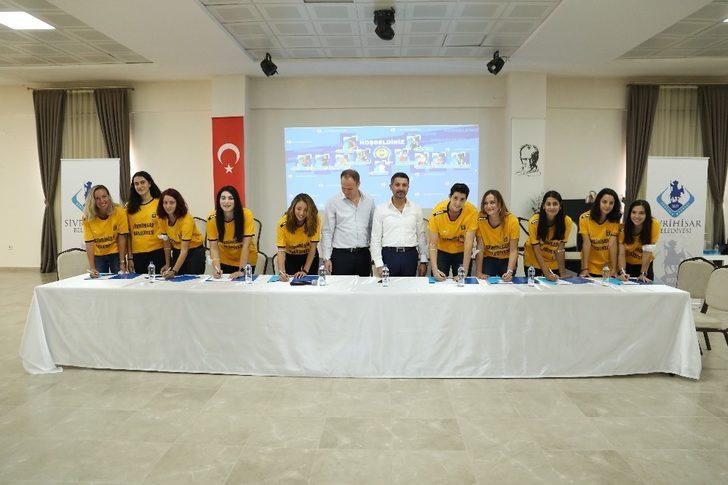 Sivrihisar’da imza şov G1