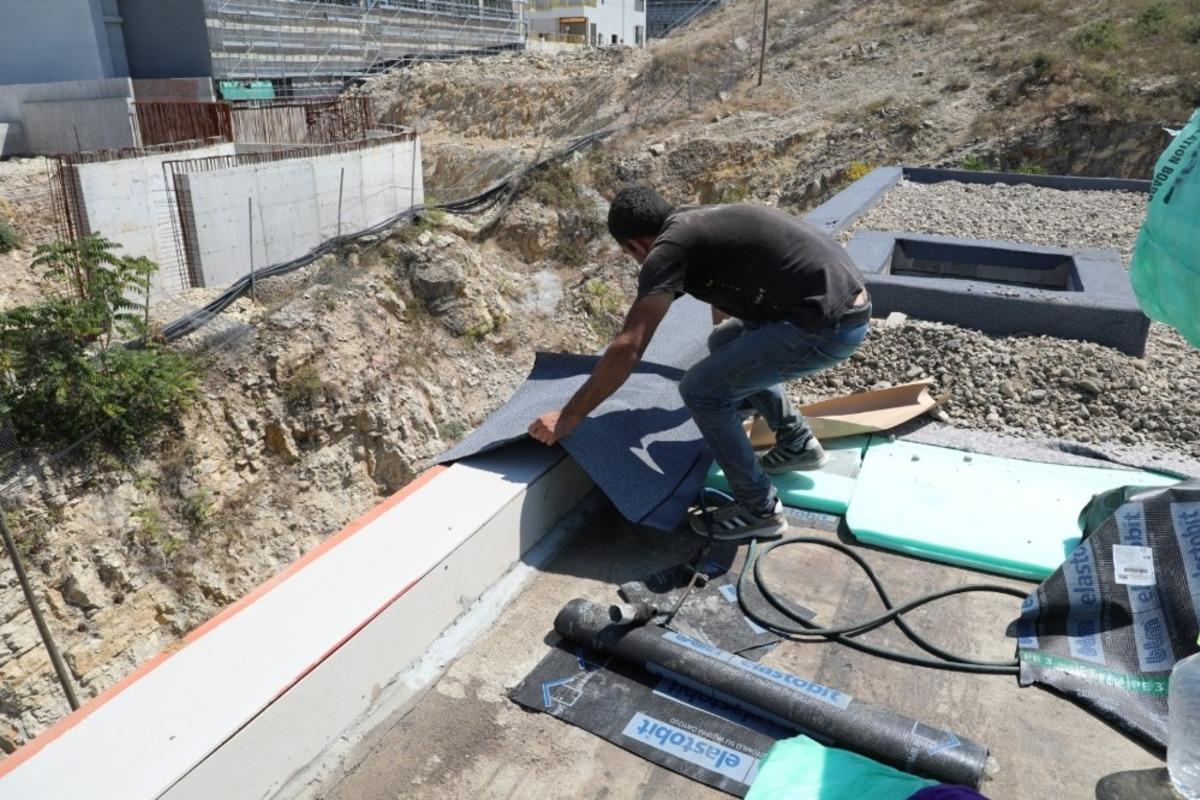 Cephanelik Spor Tesisleri&rsquo;nde kapsamlı bakım &ccedil;alışması başlatıldı