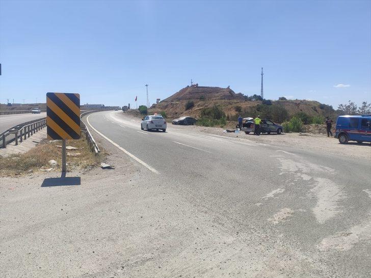 GÜNCELLEME 2 - Ordu Büyükşehir Belediye Başkanı Güler, Kırıkkale'de trafik kazası geçirdi G2