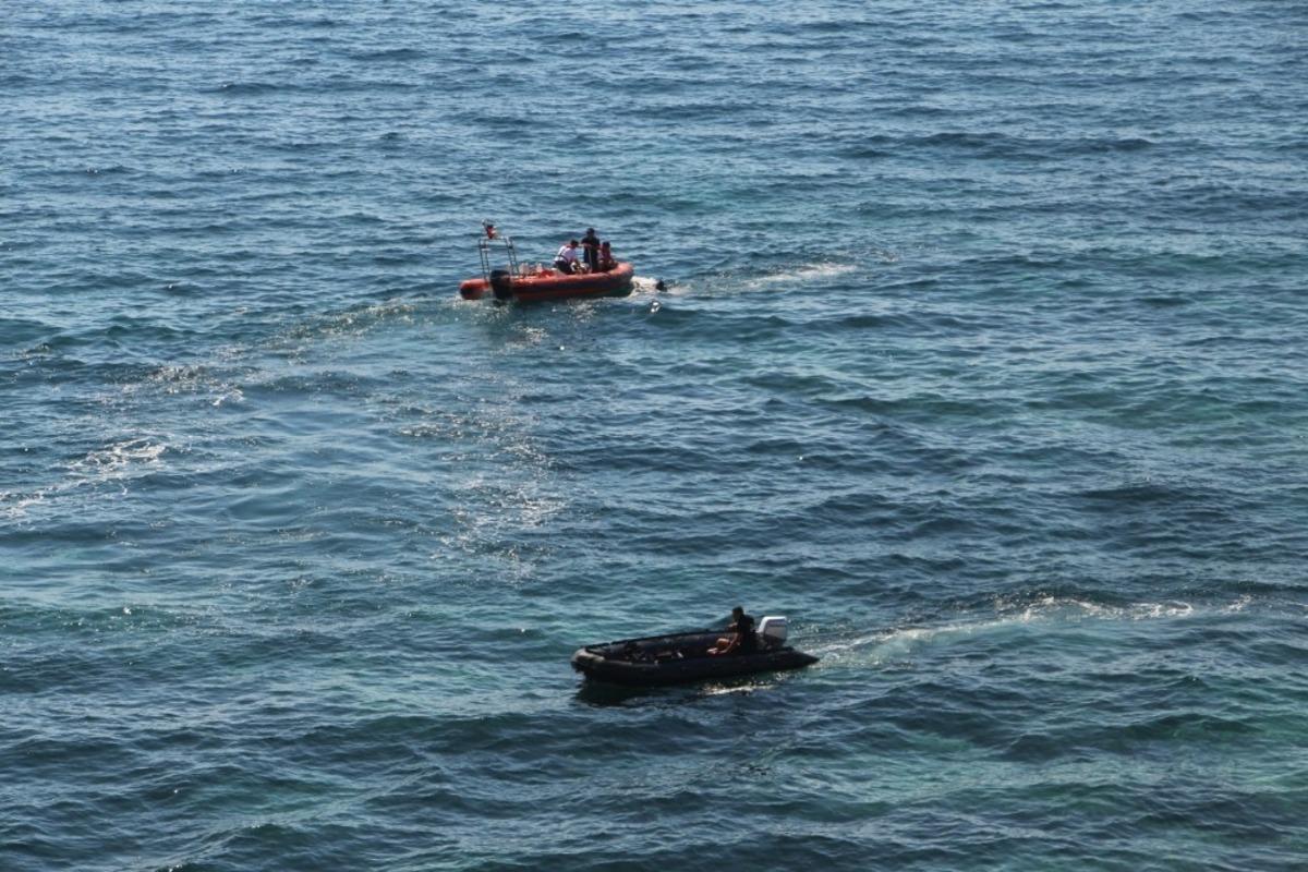 Denizde kaybolduğu d&uuml;ş&uuml;n&uuml;len gen&ccedil; i&ccedil;in ekipler harekete ge&ccedil;ti, evde bulundu