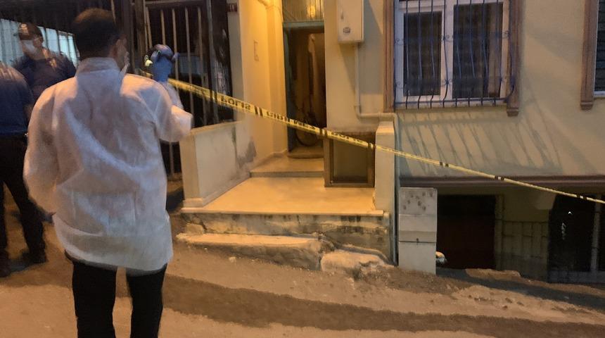 Pendik'te kahreden yangın: İki kardeşten biri hayatını kaybetti, diğeri ağır yaralandı