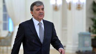 11. Cumhurbaşkanı Abdullah Gül bıyıklarını kesti