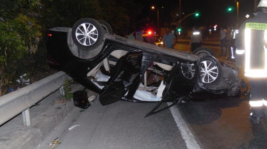 Kocaeli&rsquo;de kontrolden &ccedil;ıkan otomobil takla attı: 1 yaralı