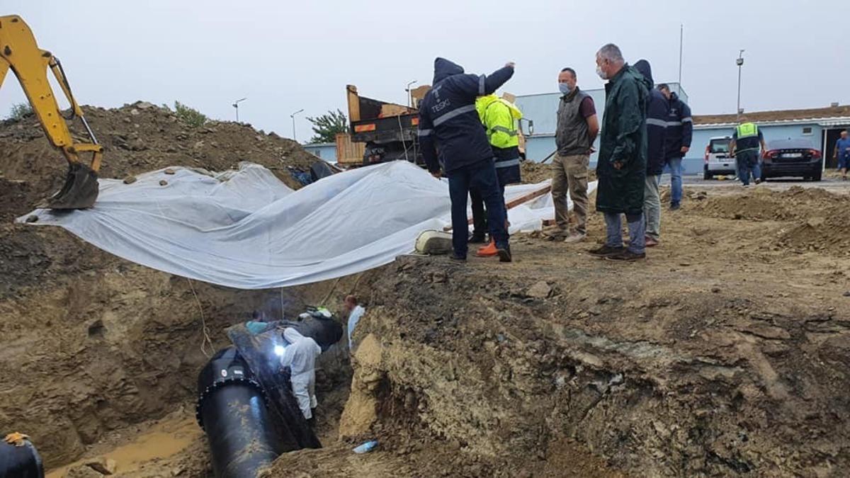 Yağışa rağmen şehir hastanesi i&ccedil;in sabaha kadar &ccedil;alıştılar