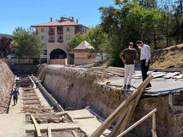 Başkan Çetin makamda değil sahada G3