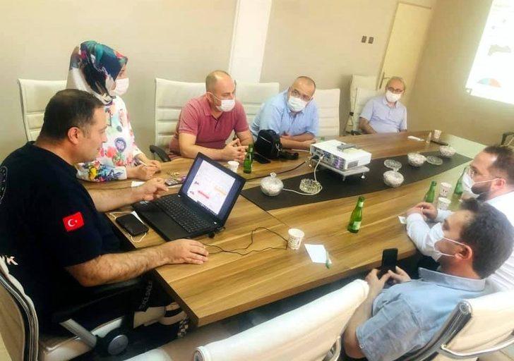 Erzincan’da Covid-19 tanılı yada temaslı vatandaşların izalasyon sürecinin takibi için "Mahalle Denetim Ekipleri" kuruldu G3